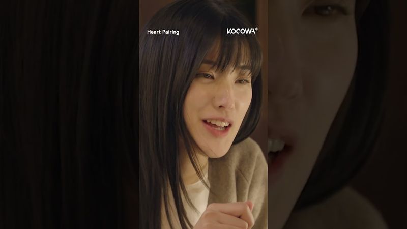 #JiWon just wants to confirm one thing with #WooJae 😘 #heartpairing #datingshow #koreandatingshow