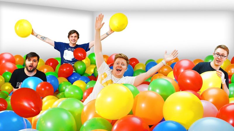 🎈 Заполнили *ВСЮ* Комнату ШАРАМИ! (Пранк)