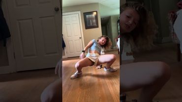 How to do a round off staring cute cute lion