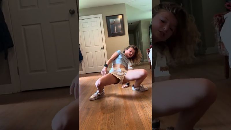 How to do a round off staring cute cute lion