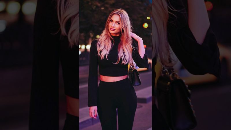 Сфотографировал безумно красивую девушку #streetphotography