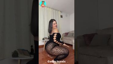 Discover Valentina Calderon: The Virtual Model & Influencer's Journey