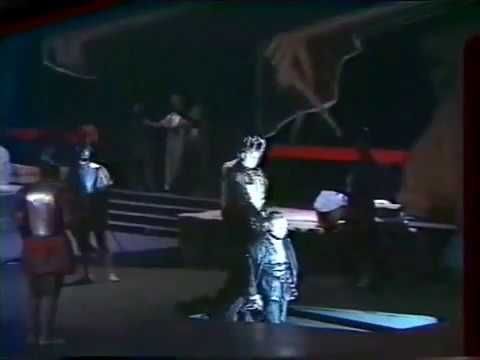 Montserrat Caballé - FINALE DON CARLO GIUSEPPE VERDI (15 seconds holding the last tone)