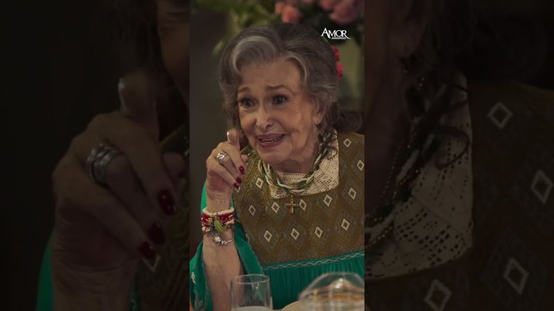 Delirio acepta con alegría la propuesta del Dr. Claudio #AmorAmargo #Uninovelas