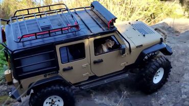 rc  crawler. jeep