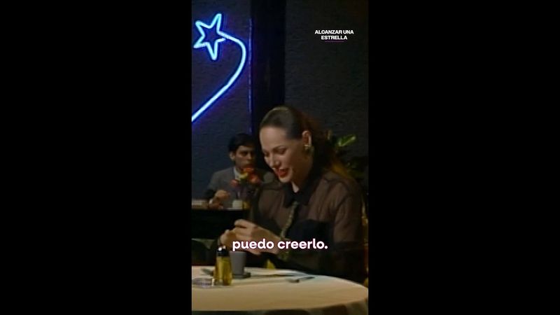 Eduardo y Deborah se comprometen y planean una boda a la antiguita #AlcanzarUnaEstrella