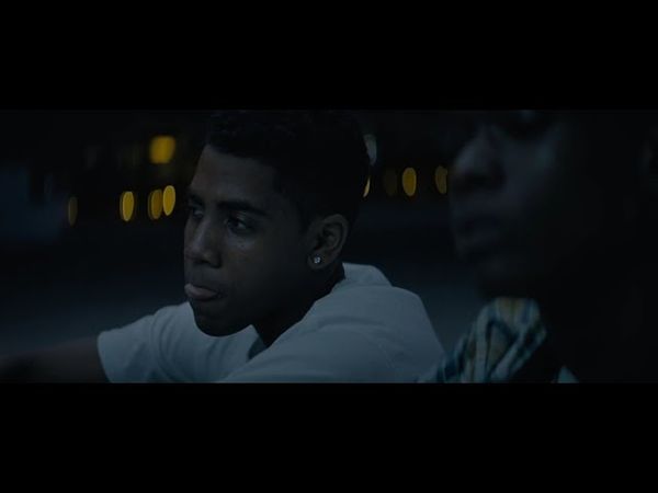Moonlight 2016 - kevin kisses chiron