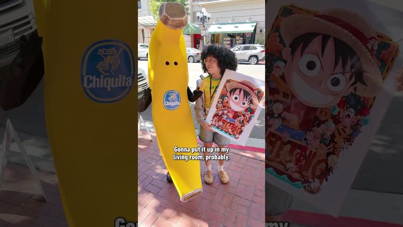SDCC attendees show Banana Man the most BANANAS things they got! Presented by @OfficialChiquita