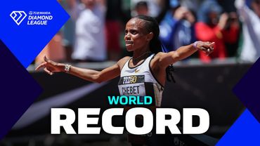 Beatrice Chebet goes under 14 MINUTES with 5000m WORLD RECORD in Eugene - Wanda Diamond League 2025