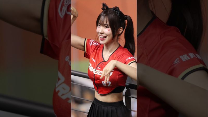 諧星多慧在2樓跳CHICKEN BANANA😂@lee_dahye #이다혜 #李多慧 #cheerleader #치어리더 #啦啦隊 #中華職棒 #cpbl #味全龍 #fancam #棒球