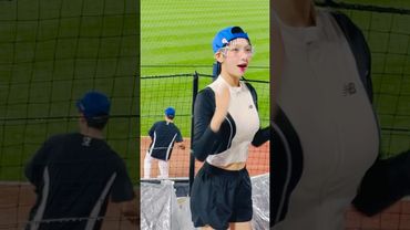 자체 발광 희정님 #정희정 #정희정치어리더 #ktwiz #kt위즈 #kt위즈치어리더