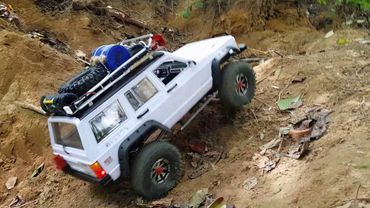 TFL-T10 Full Metal Jeep Cherokee Gaya RUN