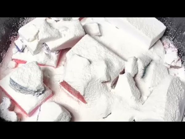Sifted Cornstarch on Colorful & Plain Chalk