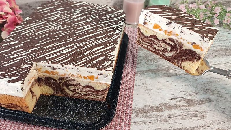 کیک سریع و خوشمزه "نوامبر"! Stracciatella-زردآلو! نور ، در دهان ذوب می شود! بدون ژلاتین