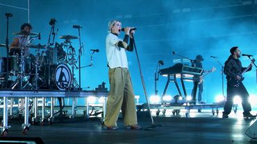 Cut the Bridge (Live) - Linkin Park