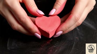 Asmr Chalk Crushing | Relaxing And Satisfying ASMR | @asmrhunt #asmr #asmrshorts #satisfyingshorts