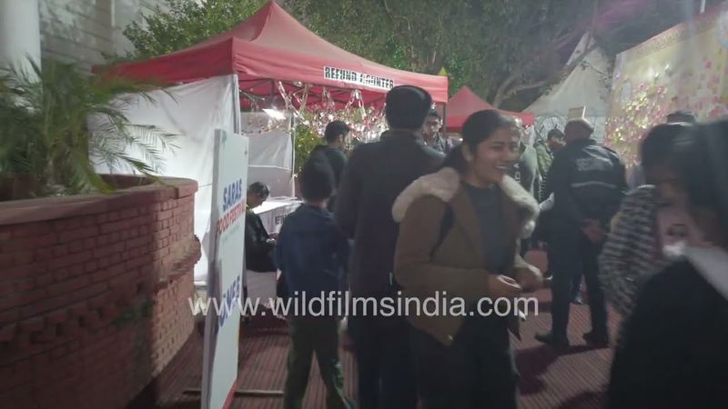 Evening crowd of visitors at Saras Food Festival New Delhi