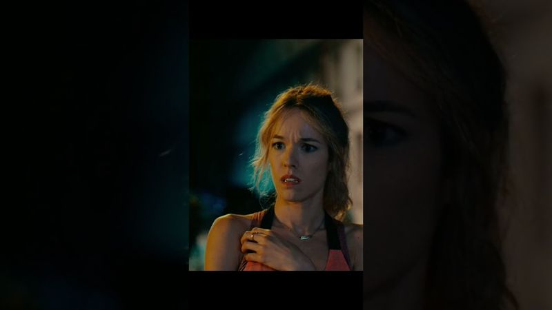 Теперь всегда буду сбивать собак 😂 #комедия #супералиби #фильм #кино