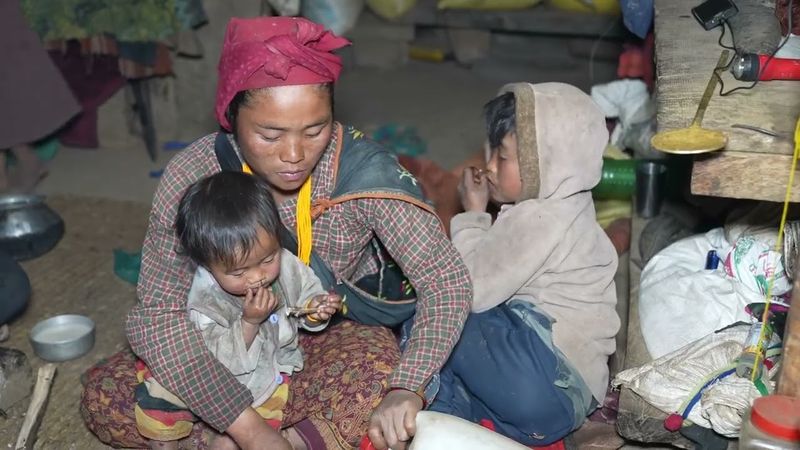 Traditional cooking system of local chicken recipe || Happy life videos EP 115