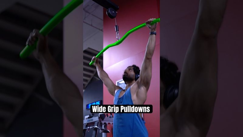 Maximize your Wide Grip Pulldowns ⚠️ #back