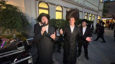 Ausch & Strauss Wedding | Chuppah with Singer Motty Ilowitz & Leiby Wieder | Motty Breier Production