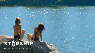 KiiiKiii 키키 'DANCING ALONE' MV