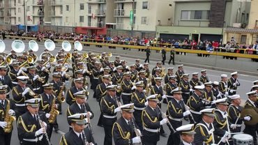 Marcha Tupac Amaru por Banda musical Marina de Guerra del Perú.  #mgp #peruanidad  #fiestaspatrias