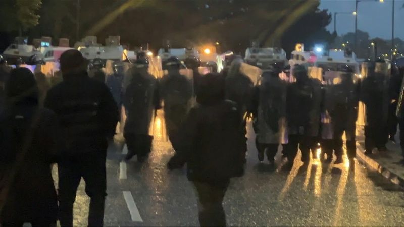 N.Ireland police, protesters face-off in anti-immigration unrest | AFP