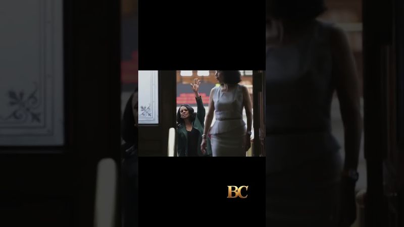 Police escort Texas Democrats to prevent new redistricting walkout