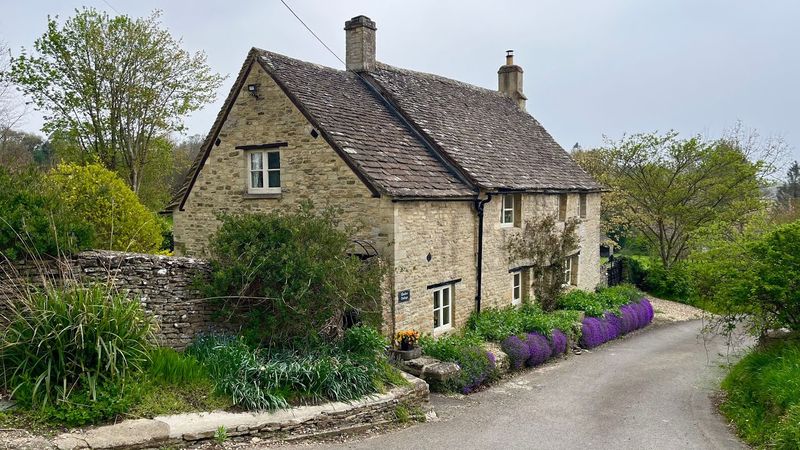 A Hidden COTSWOLD Village Steeped in History: Coln St Dennis, ENGLAND