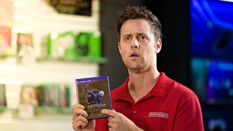 ДВОЙНАЯ ЖИЗНЬ АДАМА