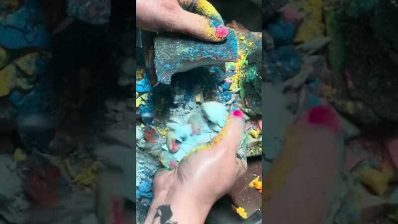 Vibrant Flakey Dusty Dyed BSN Fresh Chalk