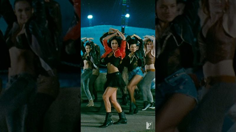 Slaying, one move at a time 🔥 | #JabTakHaiJaan | #IshqShava | #KatrinaKaif | #ShahRukhKhan