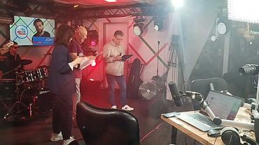 АвтоРадио(Деловой Центр,АвтоРадио в метро,23.05.2025)