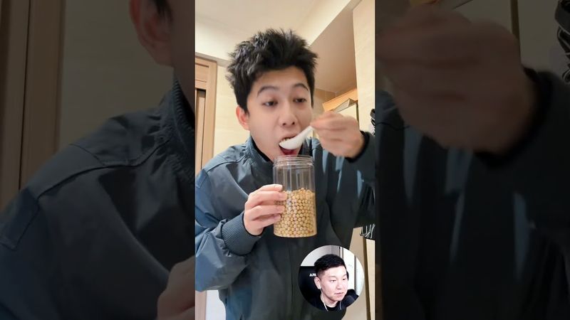 Гао Цзэюй с женой экономят время