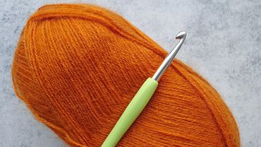 Meisterwerk! Wie man den schönsten Schal häkelt. Häkeln.