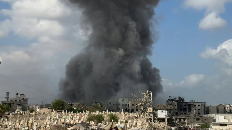 'We want peace': Heavy smoke covers Gaza City following intense Israeli bombardments | AFP