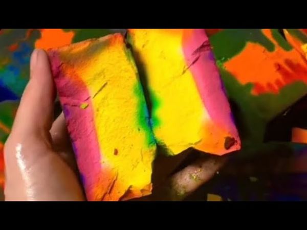 Exquisite Multicolored Dyed Fresh Floury Chalk