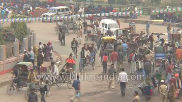 बिहार के पटना शहर की चहल-पहल भरी सड़कें