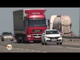 Грузовики-разрушители: Волгоградские дороги спасают от транзитных фур