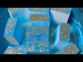 Blue Holi Powder on Freshies