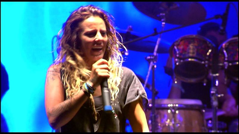 Afro-Latino Festival 2015 Bree (B): Chambao - Ahi Estas Tu - Live