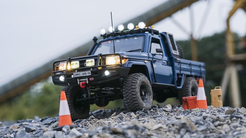 1/10 Scale Rc Killerbody LC70 Hard Body (Rc4wd)/ Driving 4x4 Rc Car