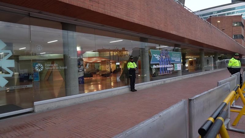 Scene outside Bogota clinic where Colombian presidential hopeful Uribe has died | AFP