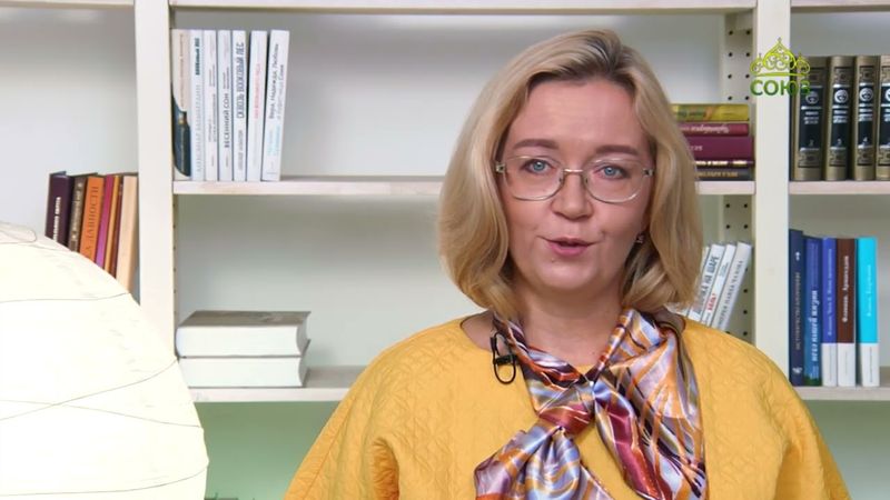 У книжной полки. Два святых Александра