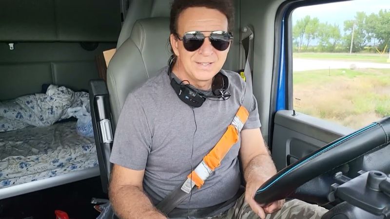 Дальнобой США. Паук со мной едет на Калифорнию.