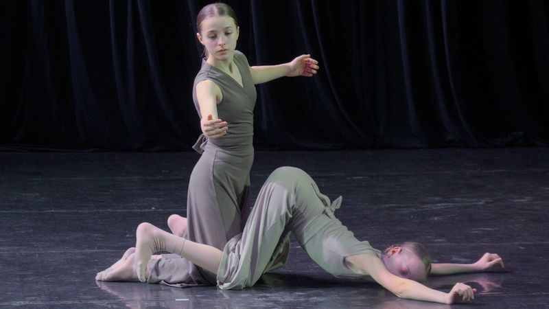 „Erinnerung“. Zeitgenössischer Tanz. 13–14 Jahre.