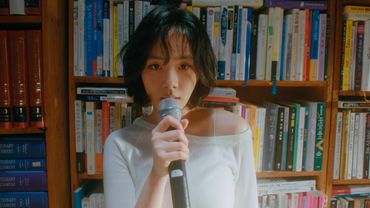 비비 (BIBI) - 책방오빠 문학소녀 (Scott and Zelda) LIVE M/V