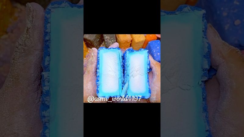 Vivid Blue #oddlysatisfying #satisfying #relax #soap #crunchy #rainbowsoap #crushingtime #justsoaps