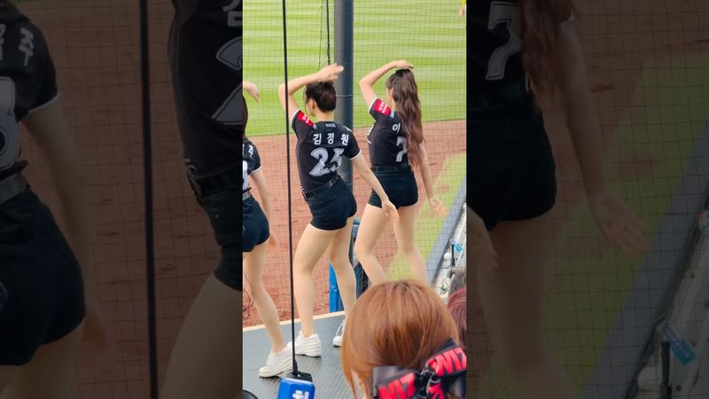 아웃송 엔딩 포즈 사수하는 서윤님 #이서윤 #이서윤치어리더#김정원 #김정원치어리더#ktwiz #kt위즈 #kt위즈치어리더